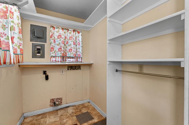 3127 CR 222, Henderson, TX 75652