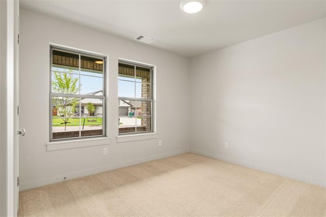 16001 Switchgrass Place, Moore, OK 73170