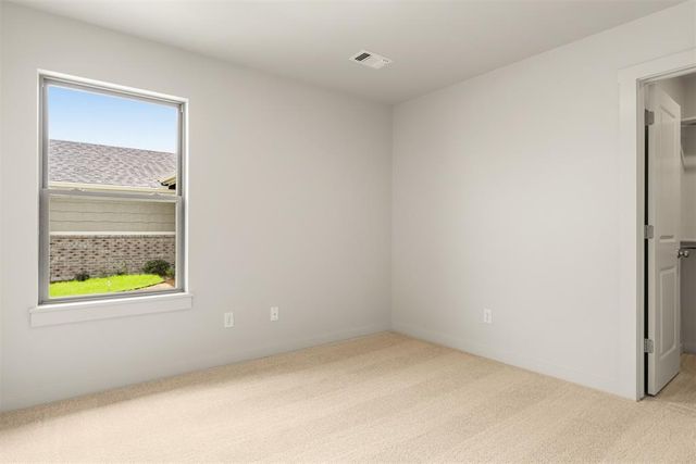 16001 Switchgrass Place, Moore, OK 73170