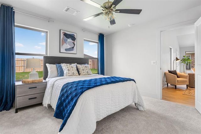 16001 Switchgrass Place, Moore, OK 73170