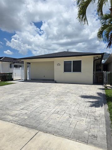 1417 W 40th St, Hialeah, FL 33012