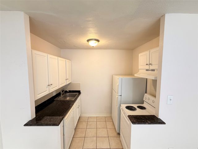 4115 Douglas Avenue 106, Dallas, TX 75219