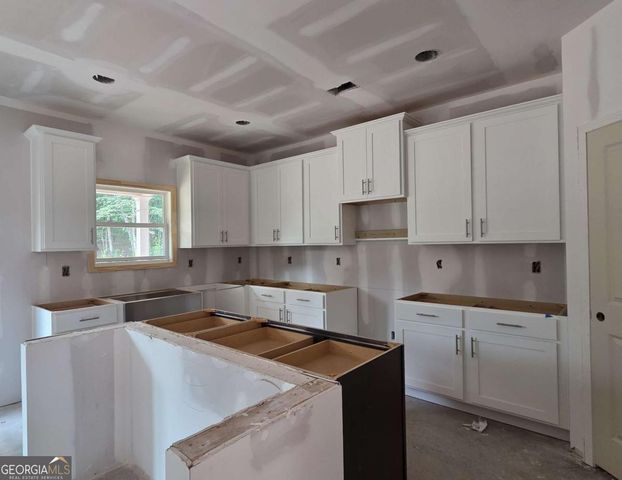 307 Rockwell Church Road, Winder, GA 30680