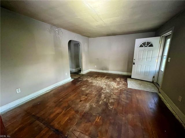 419 Alleghany RD, Hampton, VA 23661