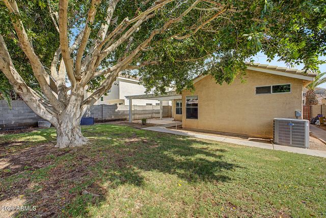 1014 W LEAH Lane, Gilbert, AZ 85233