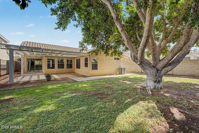 1014 W LEAH Lane, Gilbert, AZ 85233