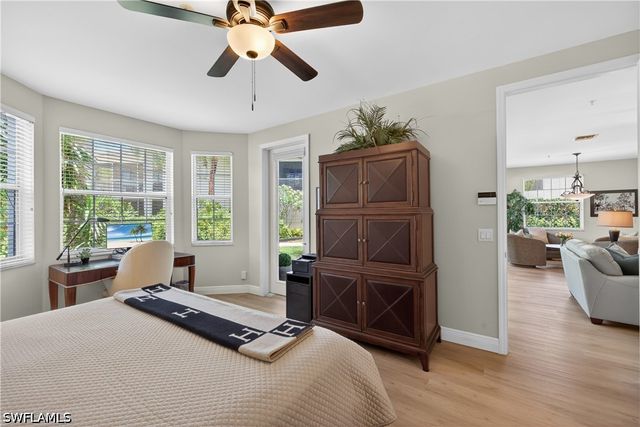 5035 YACHT HARBOR DR 103, Naples, FL 34112