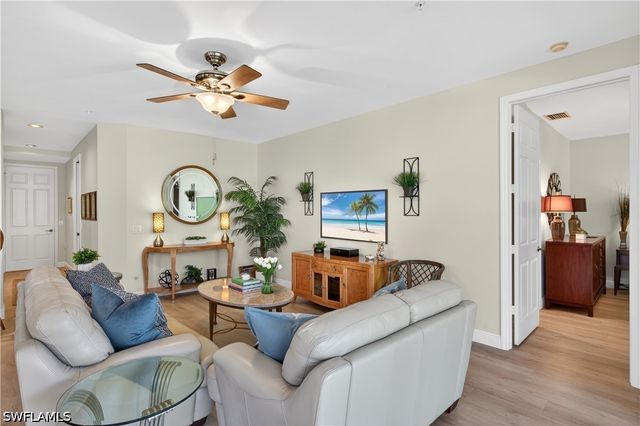 5035 YACHT HARBOR DR 103, Naples, FL 34112