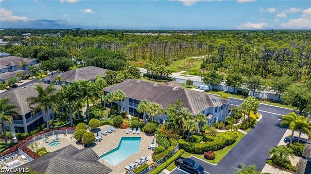 5035 YACHT HARBOR DR 103, Naples, FL 34112