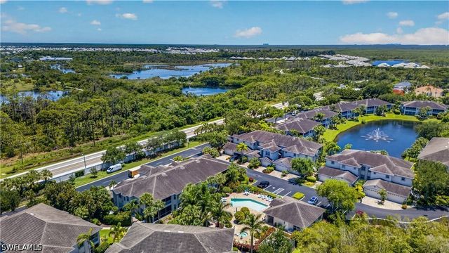 5035 YACHT HARBOR DR 103, Naples, FL 34112