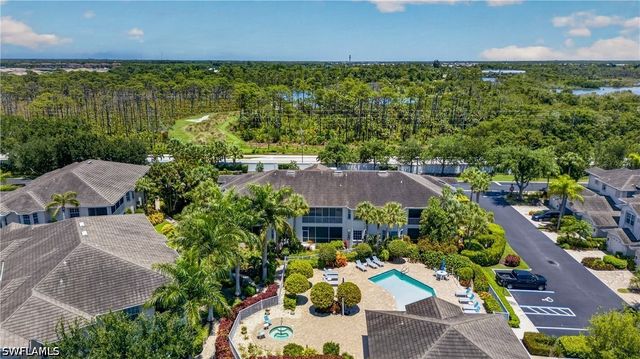 5035 YACHT HARBOR DR 103, Naples, FL 34112
