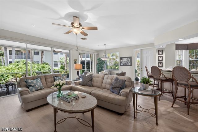 5035 YACHT HARBOR DR 103, Naples, FL 34112
