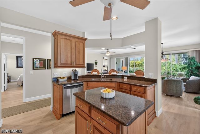 5035 YACHT HARBOR DR 103, Naples, FL 34112