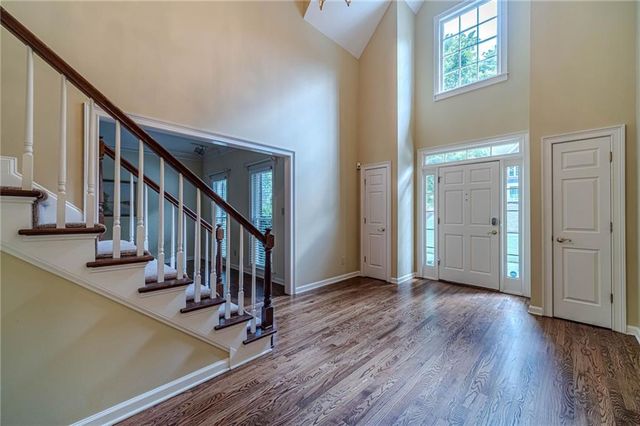 387 Coopers Pond Drive, Lawrenceville, GA 30044