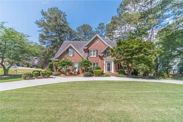 387 Coopers Pond Drive, Lawrenceville, GA 30044