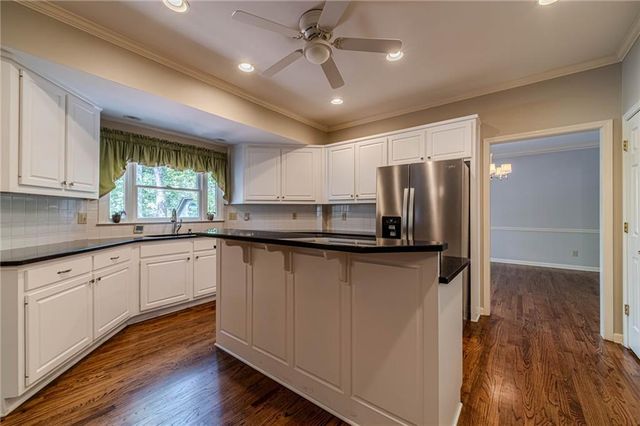 387 Coopers Pond Drive, Lawrenceville, GA 30044