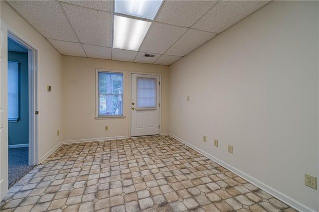 387 Coopers Pond Drive, Lawrenceville, GA 30044