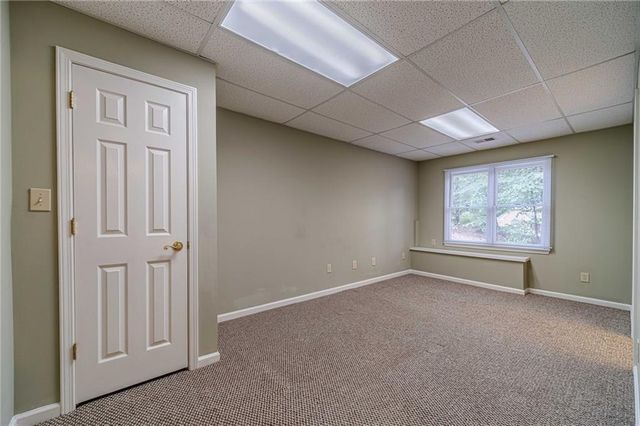 387 Coopers Pond Drive, Lawrenceville, GA 30044