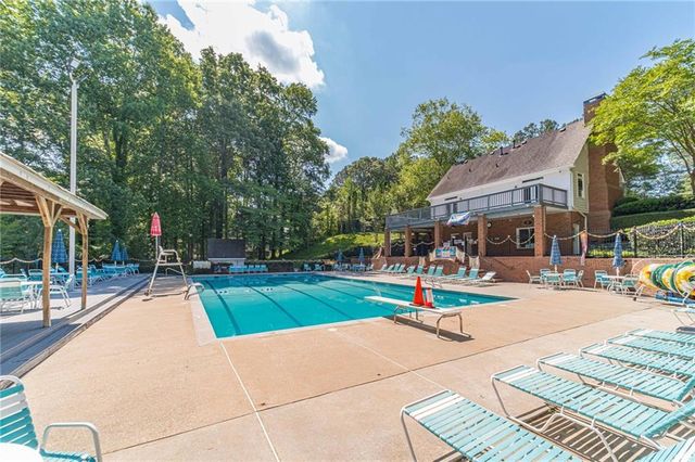 387 Coopers Pond Drive, Lawrenceville, GA 30044