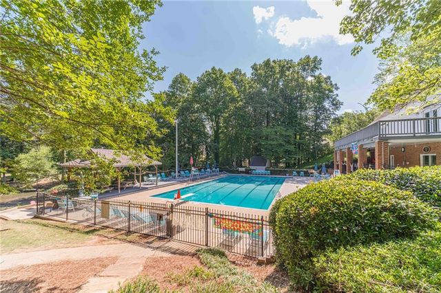 387 Coopers Pond Drive, Lawrenceville, GA 30044