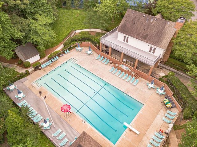387 Coopers Pond Drive, Lawrenceville, GA 30044