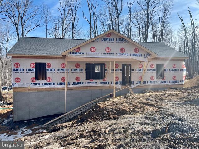 720 PANTHER DR, Winchester, VA 22602