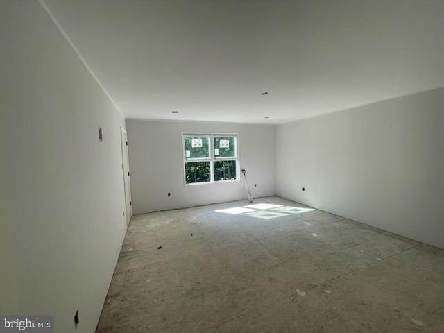 720 PANTHER DR, Winchester, VA 22602