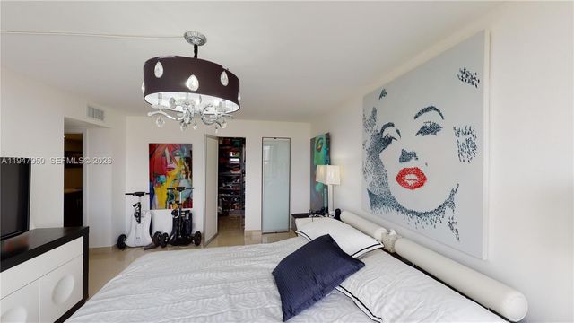 800 Parkview Dr 709, Hallandale Beach, FL 33009