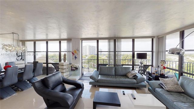 800 Parkview Dr 709, Hallandale Beach, FL 33009