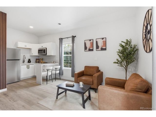 157 N 4th Ave, Brighton, CO 80601
