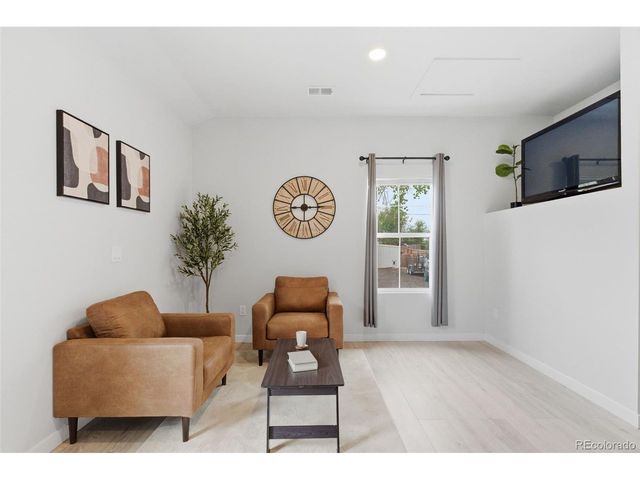 157 N 4th Ave, Brighton, CO 80601