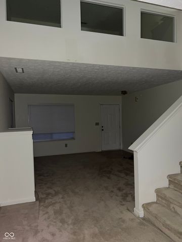 4617 Falcon Run, Indianapolis, IN 46254
