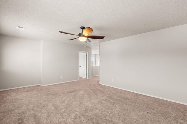 2061 Solara Loop NE, Rio Rancho, NM 87144