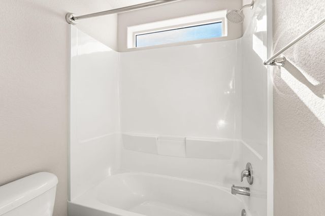 2061 Solara Loop NE, Rio Rancho, NM 87144