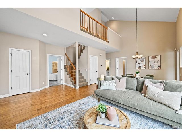 8843 Edinburgh Cir, Highlands Ranch, CO 80129