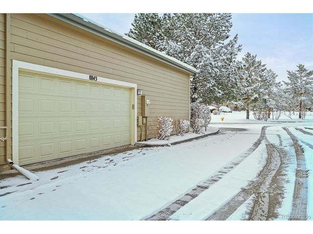 8843 Edinburgh Cir, Highlands Ranch, CO 80129