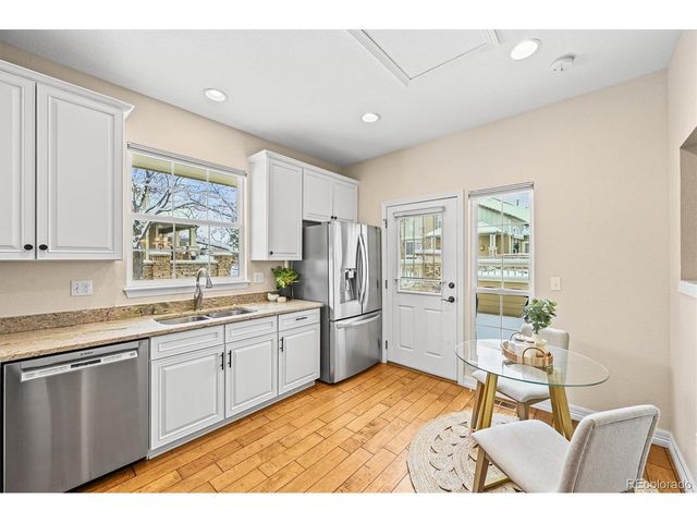 8843 Edinburgh Cir, Highlands Ranch, CO 80129