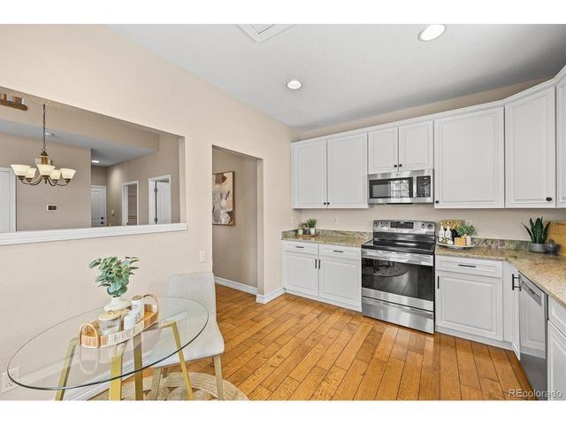 8843 Edinburgh Cir, Highlands Ranch, CO 80129