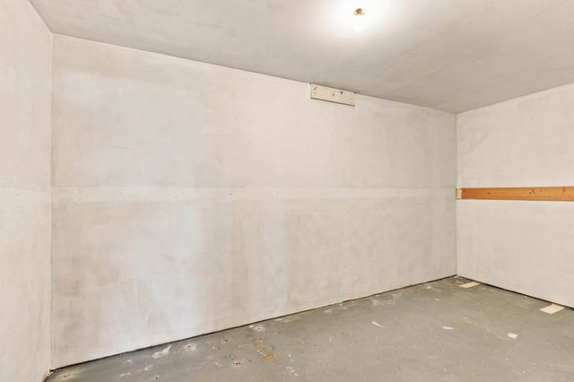 228 E GLASS Ave, Spokane, WA 99207