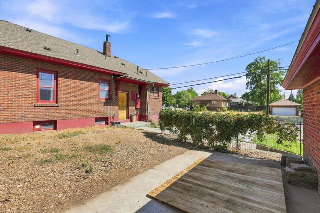 228 E GLASS Ave, Spokane, WA 99207