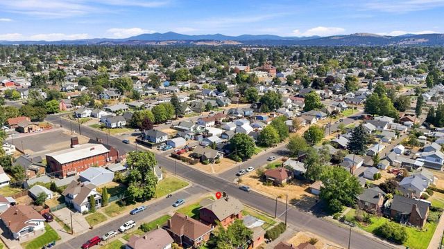 228 E GLASS Ave, Spokane, WA 99207