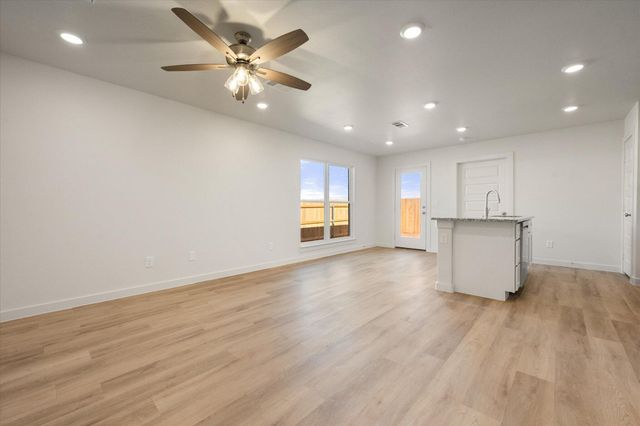 2210 Corpus Avenue, Wolfforth, TX 79382