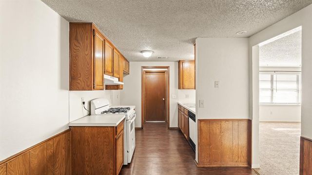 8607 S Drexel Place, Oklahoma City, OK 73159