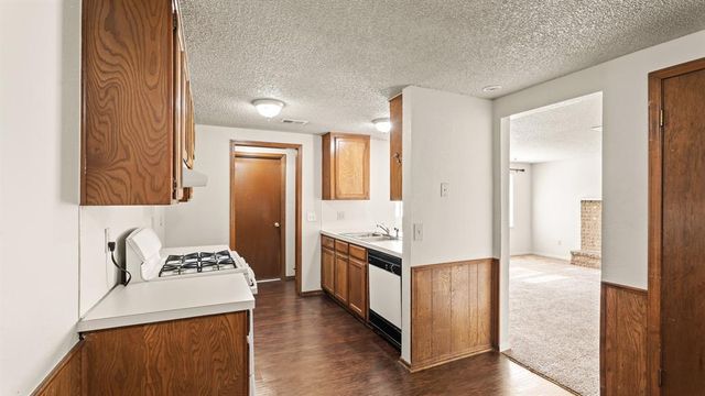 8607 S Drexel Place, Oklahoma City, OK 73159