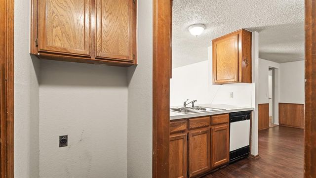 8607 S Drexel Place, Oklahoma City, OK 73159