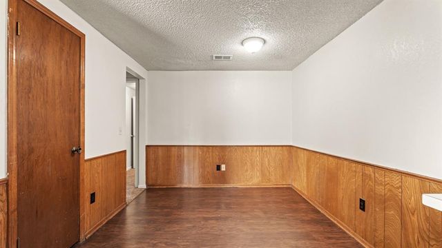 8607 S Drexel Place, Oklahoma City, OK 73159