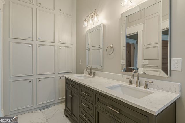 1808 Cambridge Avenue, Atlanta, GA 30337