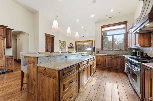 35 HIDDEN OAKS LN, Park City, UT 84060