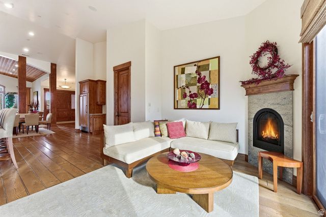 35 HIDDEN OAKS LN, Park City, UT 84060