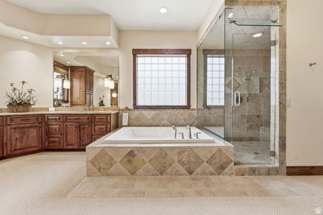 35 HIDDEN OAKS LN, Park City, UT 84060